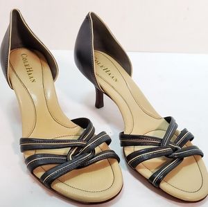 Colehaan woman heels shoes Us Sz 5 1/2 B